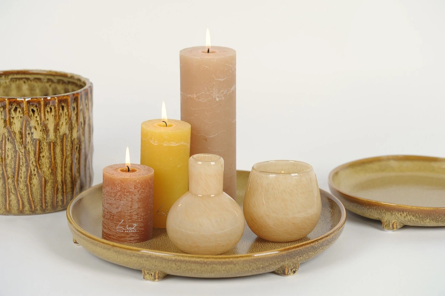 Oldenhof Large schaal met opstaande rand ø 32,3 cm okergeel Oldenhof Large Schaal Met Opstaande Rand ø 32,3 Cm Okergeel -Beste Glaswerk Winkel 31737 31741 31740 b