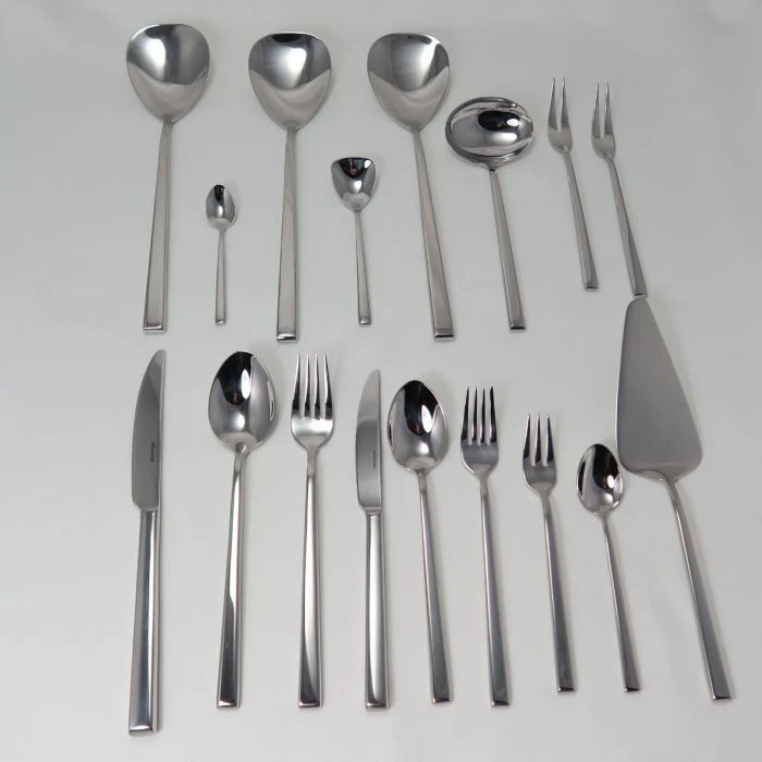 Wilkens Cantone bestekcassette 9-persoons rvs glans 89-delig Wilkens Cantone Bestekcassette 9-persoons Rvs Glans 89-delig -Beste Glaswerk Winkel 89shiny