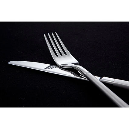 Keltum Bries bestekcassette monoblock 6-persoons rvs 40-delig Najaar 2019 Keltum Bries Bestekcassette Monoblock 6-persoons Rvs 40-delig Najaar 2019 -Beste Glaswerk Winkel bries sfeer 05 hr 1