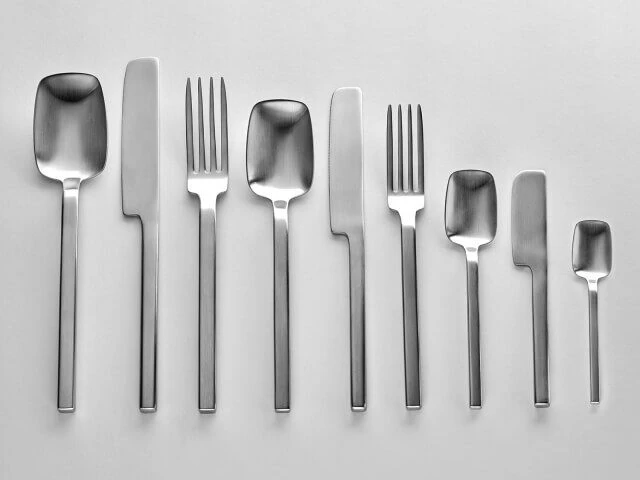 Serax HEII Marcel Wolterinck bestekset in giftbox rvs 24-delig Serax HEII Marcel Wolterinck Bestekset In Giftbox Rvs 24-delig -Beste Glaswerk Winkel